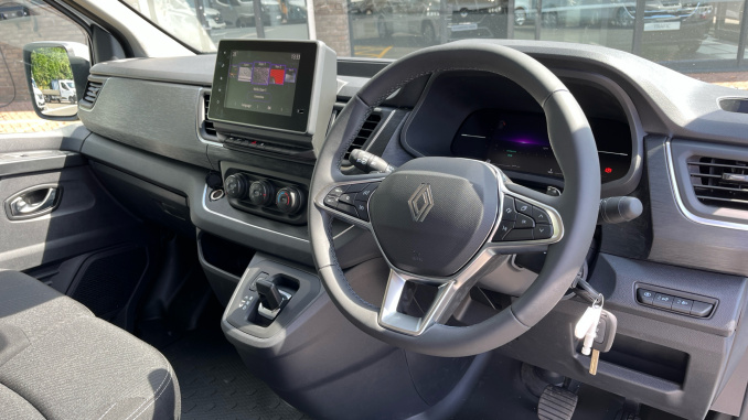 Renault Trafic Swb Diesel SL30 Blue dCi 150 Extra [Safety] Van EAG9 - Image 16